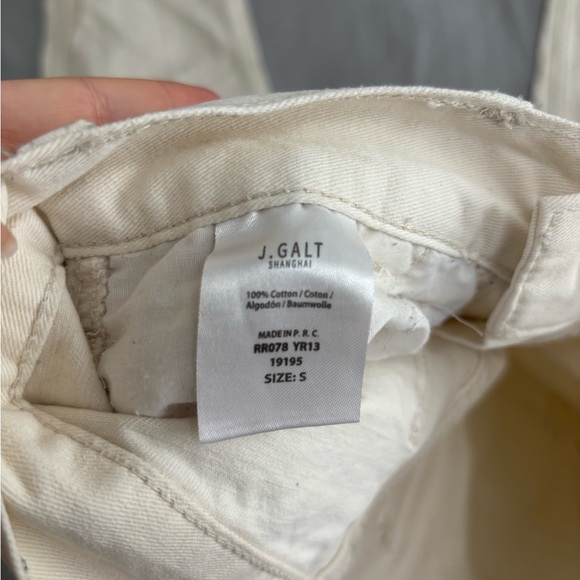 Brandy Melville cream high rise cargo pants - Picture 2 of 4